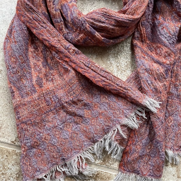 Aritzia Wool Scarf - Picture 3 of 3